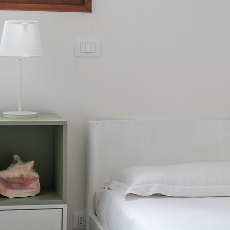 Bright Apartment On Venetian Roofs R&R Экстерьер фото