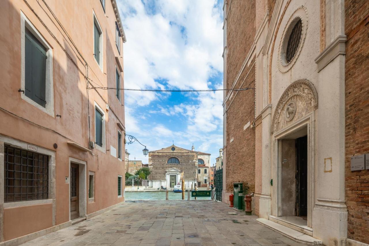 Bright Apartment On Venetian Roofs R&R Экстерьер фото